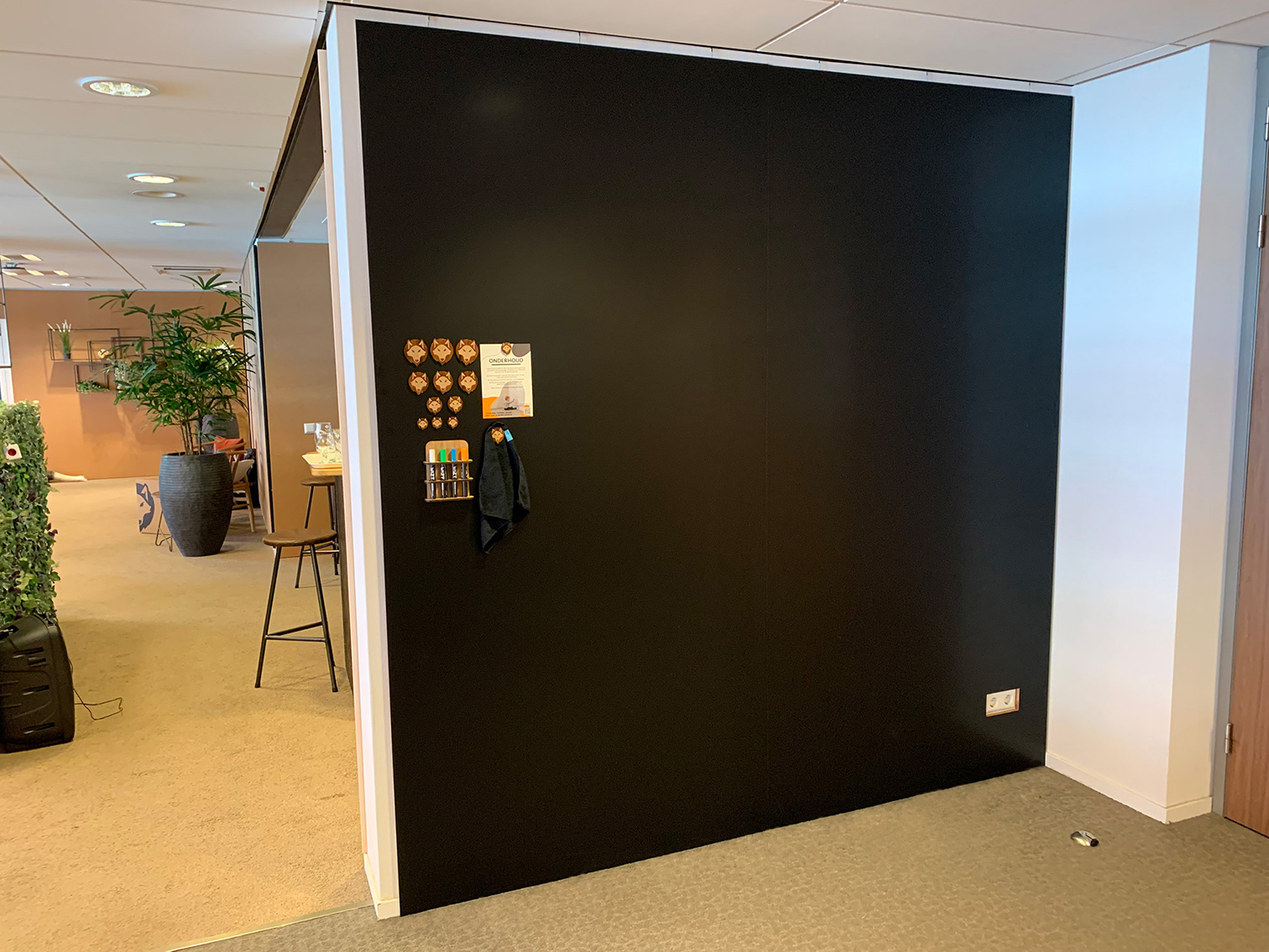 Whiteboard muur BlackBoard Beerwulf