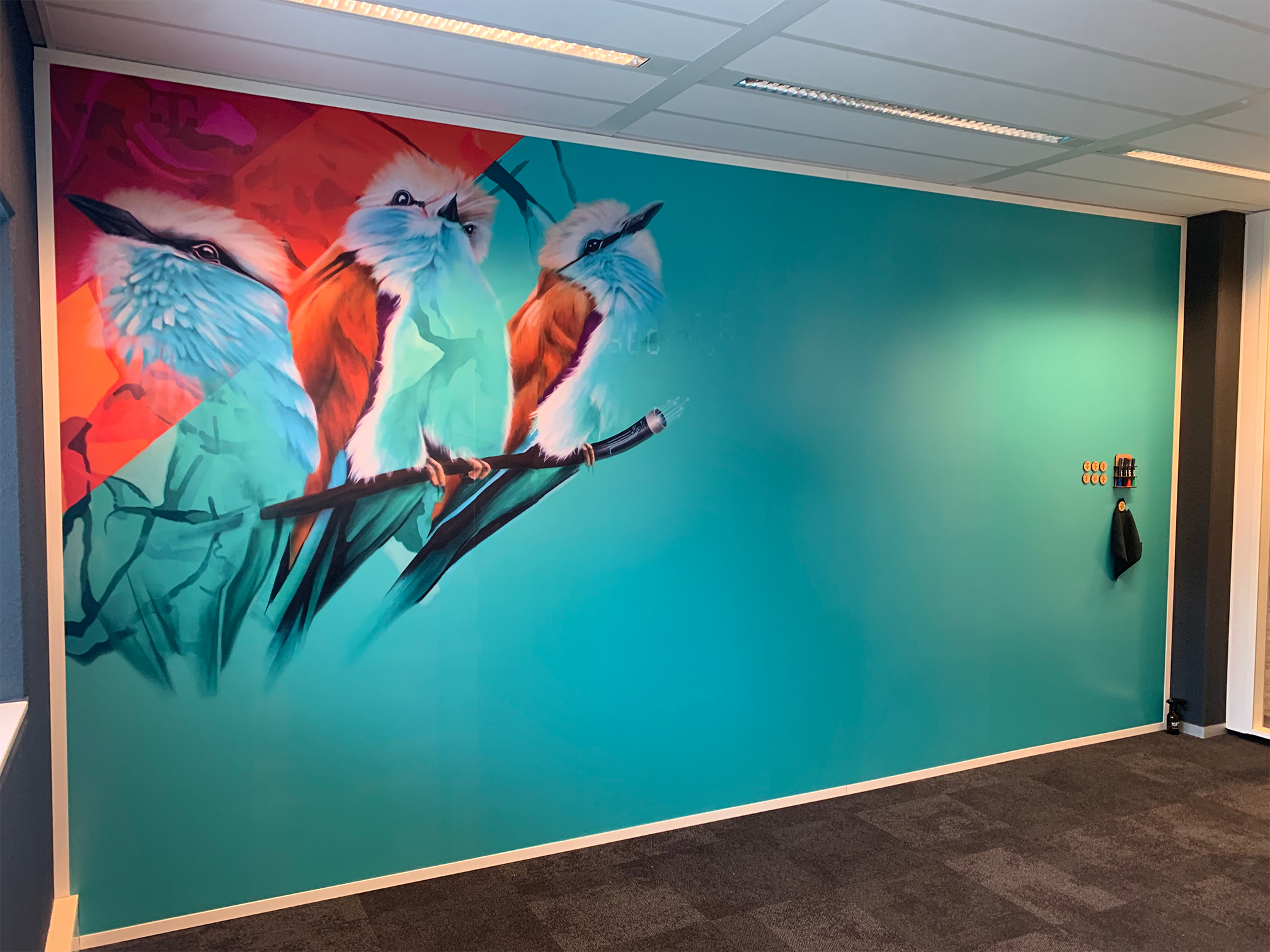 whiteboard muur op maat tmobile